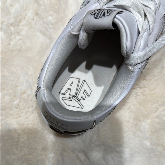 New Nike White Sneakers with Rhinestones Custom - Picture 6 of 11